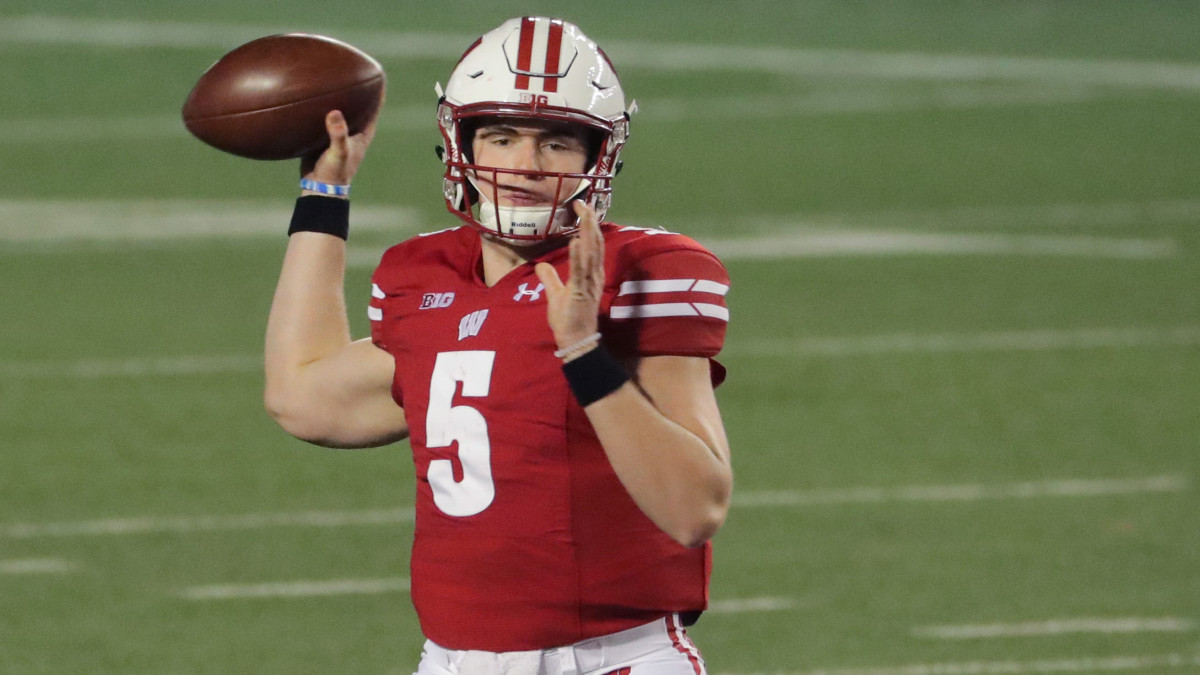 graham-mertz-wisconsin